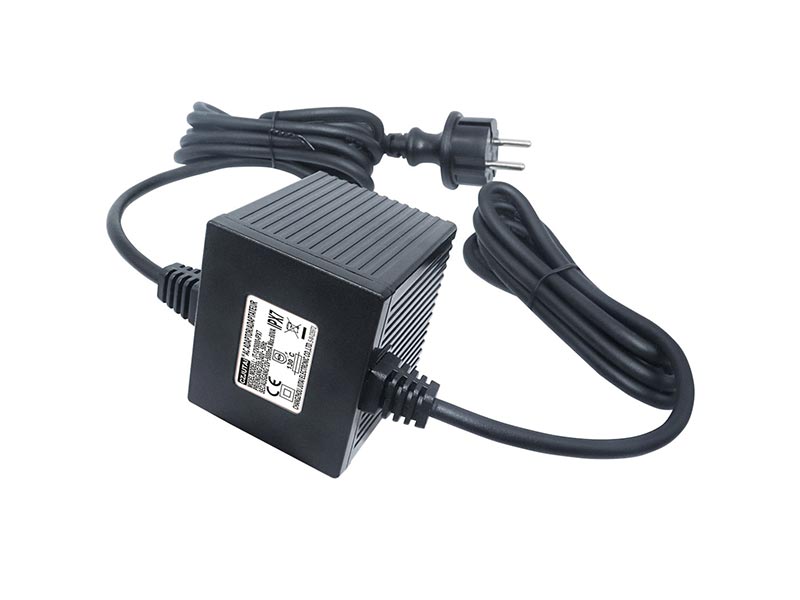 欧规GS/CE JT-12V5000型线性防水变压器