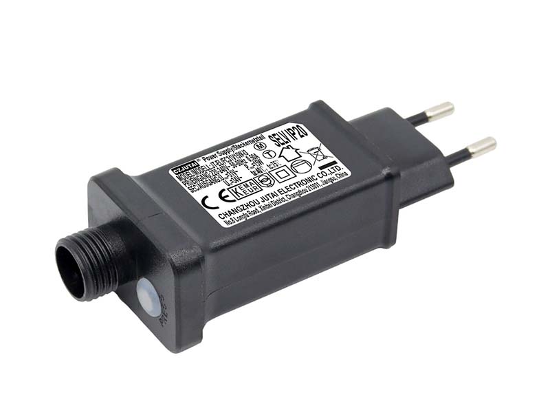 15W系列欧规GS/CE立式户内八功能定时控制电源