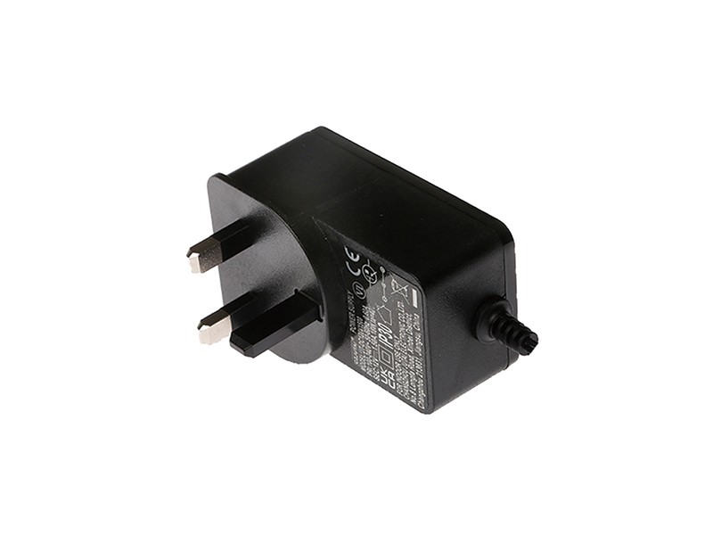 7.5w系列卧式英规UKCA转灯充电器